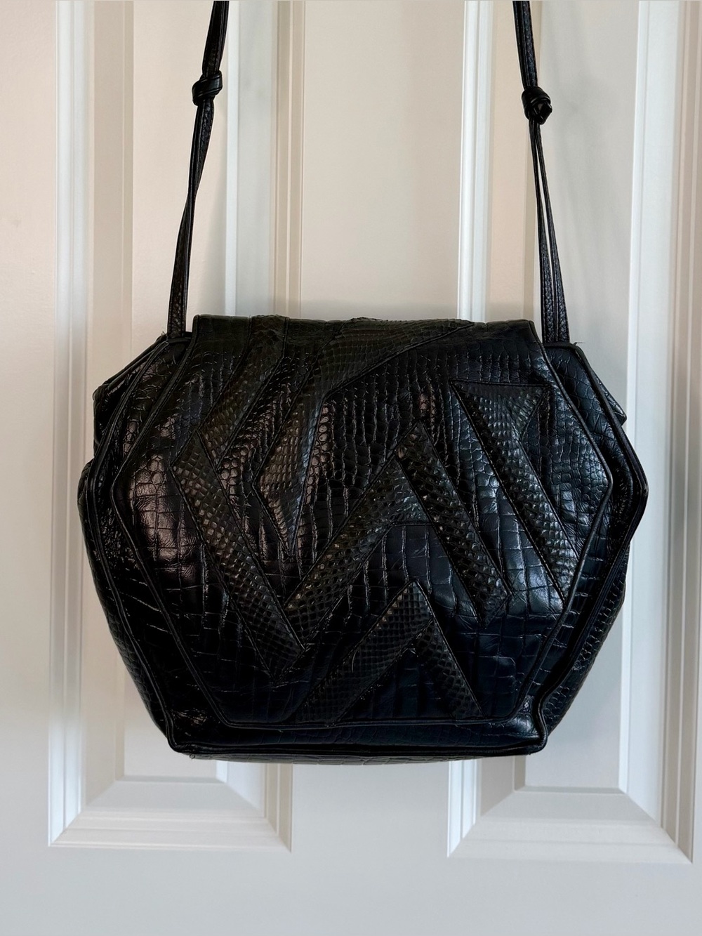 Vintage 1980s Sharif Black Snakeskin Patchwork Leather Shoulder Handbag